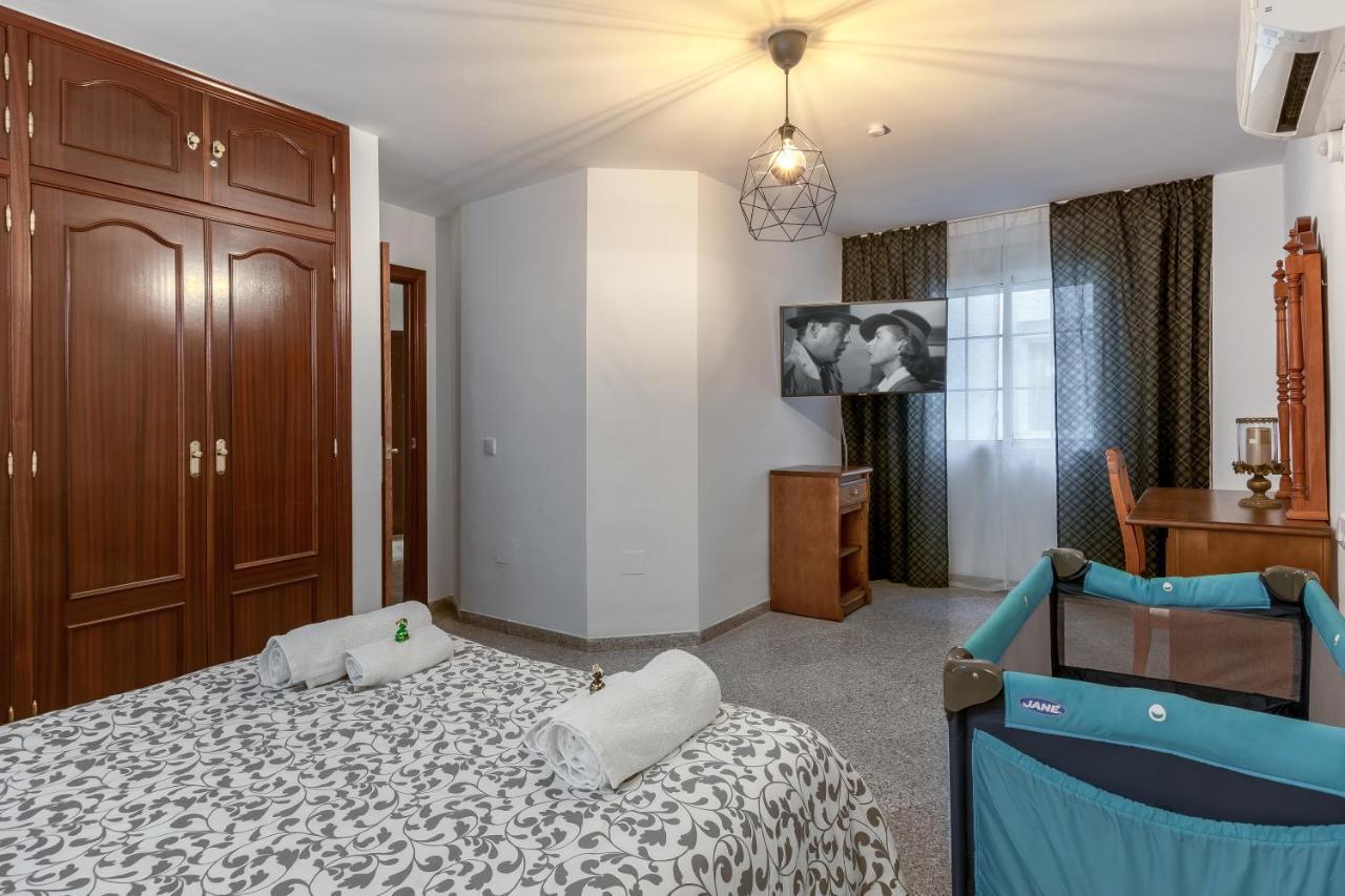 Sf Carihuela Luxury Suite Torremolinos Esterno foto