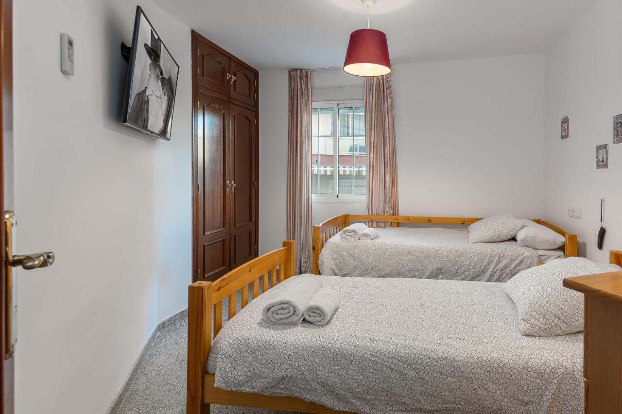 Sf Carihuela Luxury Suite Torremolinos Esterno foto